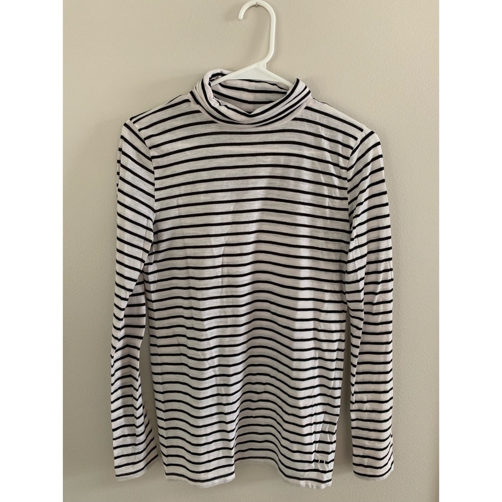 black and off white striped shirt